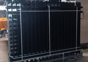 lot 4157 image: Unused KJ (22pcs) Powder Coated Steel Site Fence K0608-22