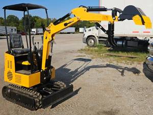 lot 3897 image: Unused 2025 LandHero LDH-KV16 Excavator