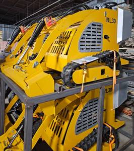 lot 4207 image: Unused 2025 SDLL30 Skid Steer Loader with Bucket - A Compact and Tracked Equipment Designed for Heavy-Duty Use in Various Industrial and Business Applications