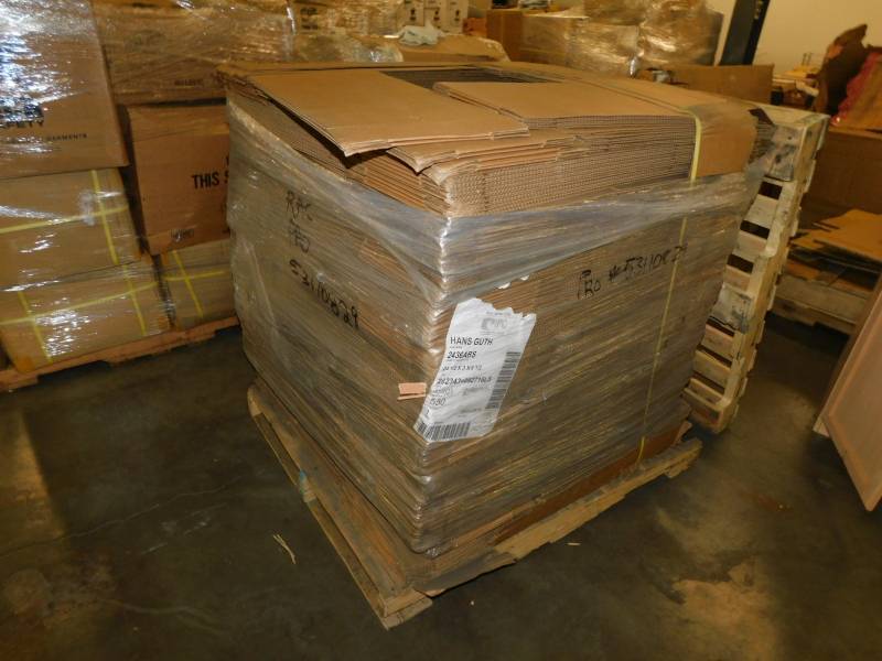 lot 2238 image: Very Large Lot of Shipping Boxes