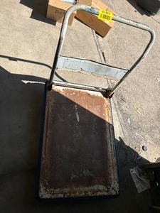 lot 41480 image: 4 Wheel Cart