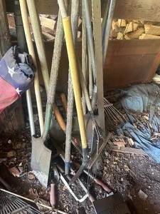 lot 41527 image: Huge Lot of Misc Long Handled Yard Tools.
