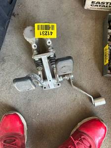 lot 41231 image: Automotive Brake Pedal Assembly