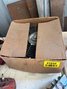 lot 41234 image: Universal Electric Cooling Fan Kit - 90W