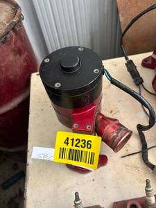 lot 41236 image: Electric Motor Assembly Small Block Carb.