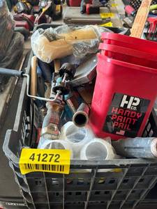 lot 41272 image: HP Handy Paint Pail - Professional Paint Container