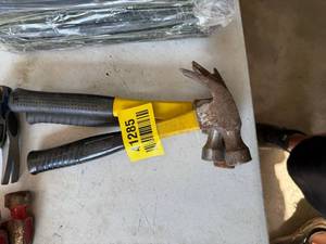 lot 41285 image: Professional Hammer with Central Finder