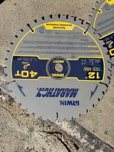 lot 41312 image: Irwin 12-inch Marathon Circular Saw Blade