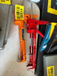 lot 41333 image: Call guns