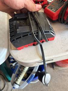 lot 41337 image: Bauer 20V 1.7A Rapid Battery Charger