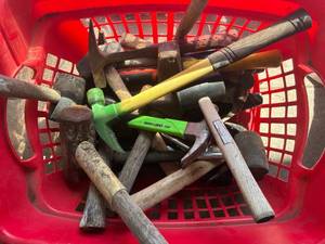lot 41339 image: Assorted Hammers 