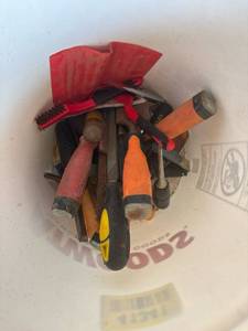 lot 41341 image: Huge lot of chisels