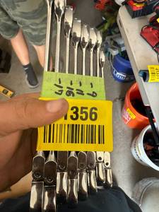 lot 41356 image: Professional Chrome Combination Wrench Set