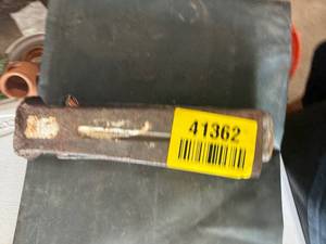 lot 41362 image: Vintage Industrial Metal Hammer Head #41362