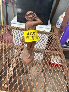 lot 41389 image: Vintage Golf Player Statue