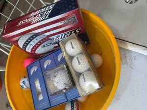 lot 41404 image: TaylorMade Patriot Golf Ball Set