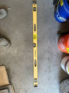 lot 41413 image: Pittsburgh Professional Level Tool