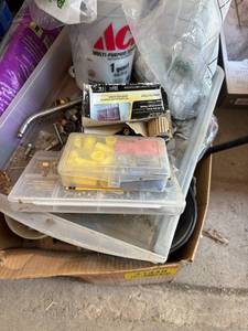 lot 41449 image: Hardware Assortment