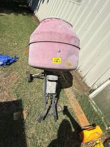 lot 41495 image: Vintage Pink Electric Cement Mixer
