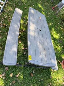 lot 41532 image: Lifetime Outdoor Folding Picnic Table