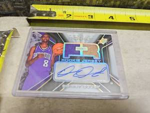 lot 40 image: 2006-07 SPx Quincy Douby Rookie Jersey Autograph Card 11071199