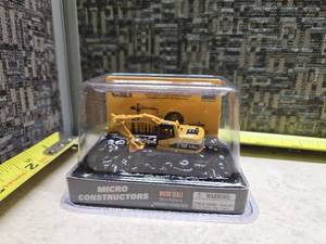 lot 55 image: CAT 315D L Micro Excavator Diecast Model