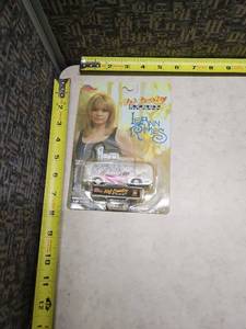 lot 71 image: Hot Country Steel Die Cast Car - Limited Edition #20