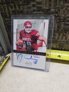 lot 110 image: 2014 SP Authentic Jason White Oklahoma Sooners Signed Card
