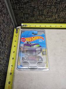 lot 116 image: Hot Wheels Crate Racer Experimotors #610 - Treasure Hunt