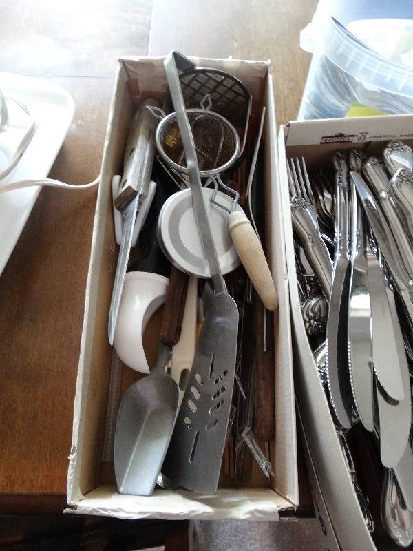 lot 8013 image: Large Lot of silverware.