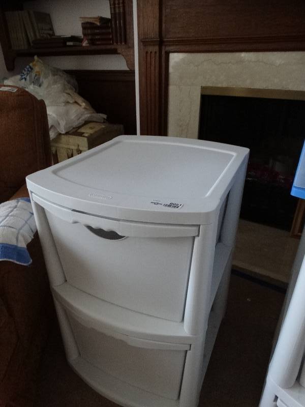 lot 8051 image: Two drawer plastic container