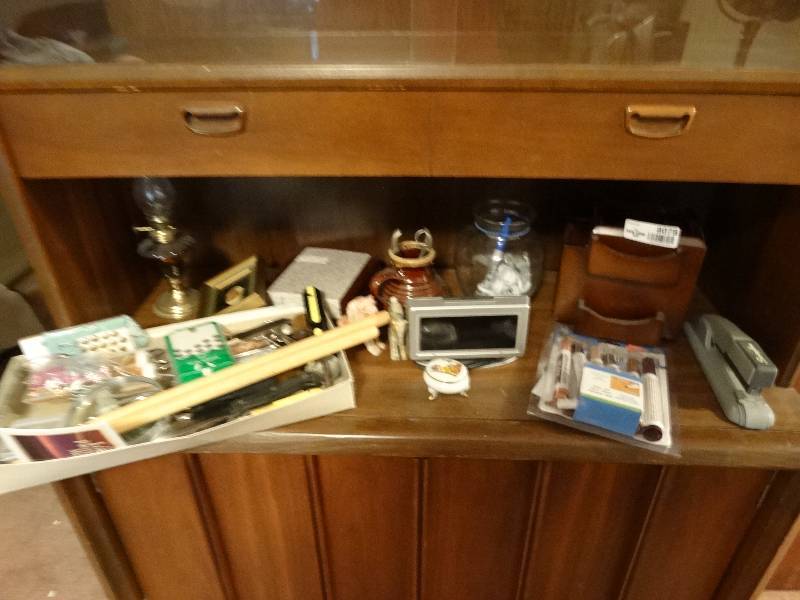 lot 8078 image: Contents only.