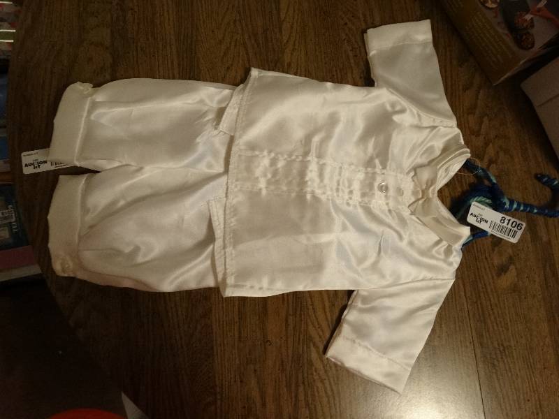 lot 8106 image: 0-6 months baby silk baptism outfit for boy.