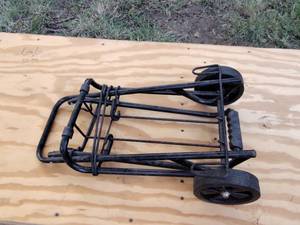 lot 288 image: Luggage cart.