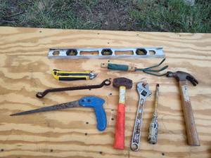 lot 290 image: Tools.