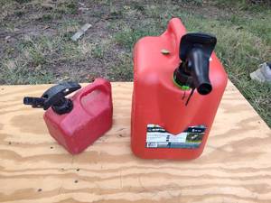 lot 293 image: (2) Gas tank.