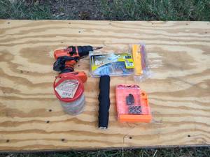 lot 295 image: Tools.