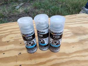 lot 296 image: (3) Can of tire paint.