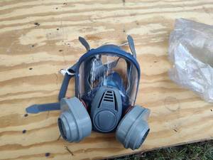 lot 309 image: Respirator mask.