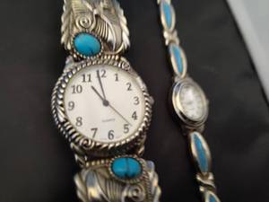 lot 484 image: (2) Quartz Watches.