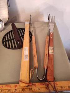 lot 467 image: Kitchen Utensils.