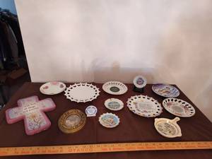 lot 346 image: Assorted Decorative Plates.
