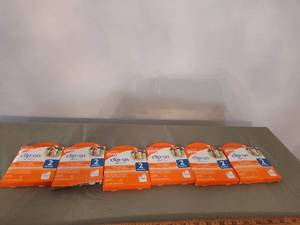 lot 520 image: Off Clip On Refills.