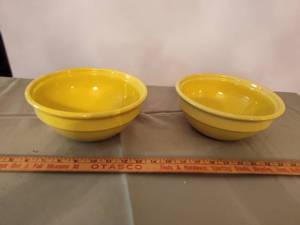 lot 527 image: Emilie Henry Bowls.