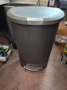 lot 544 image: SimpleHuman TrashCan.
