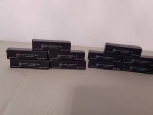 lot 555 image: Savvy Minerals Lip Stick.