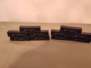 lot 557 image: Savvy Minerals Lip Stick.