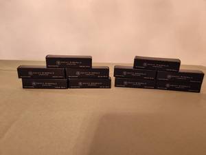 lot 558 image: Savvy Minerals Lip Stick.