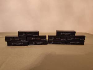 lot 560 image: Savvy Minerals Lip Stick.