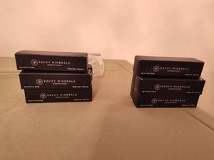 lot 568 image: Savvy Minerals Lip Stick.